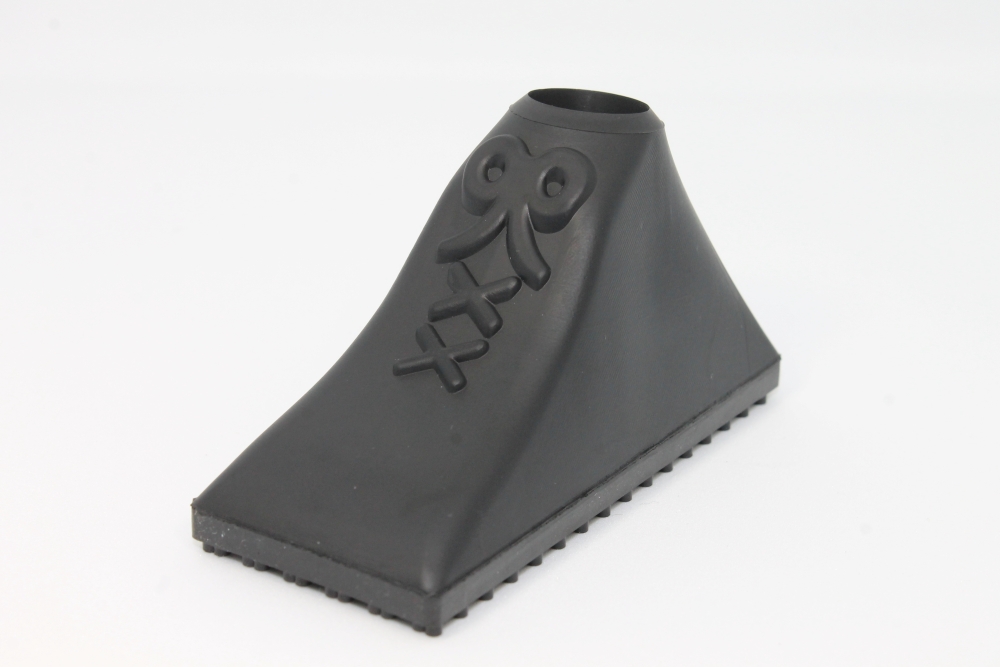 滑りにくい靴型杖先ゴム「つえくつ」