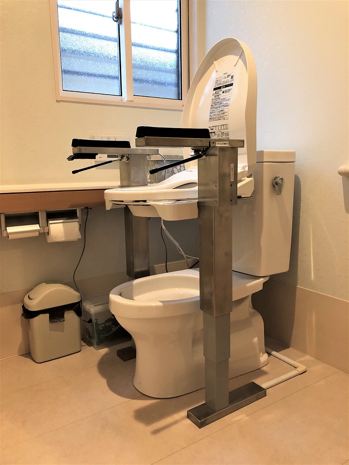 トイレスタンダップ