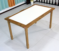 Aging-appropriate table