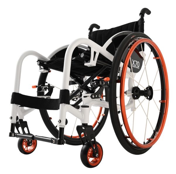 X-70 マグネシウム製超軽量車いす