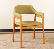 Elderly-friendly chair